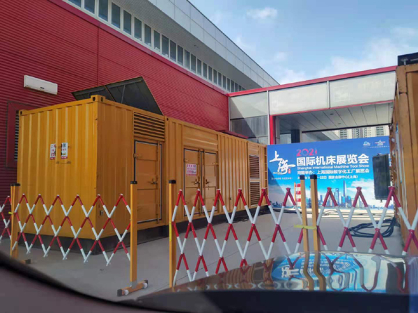 定安发电车出租-发电机无电压或电压太低怎么办？