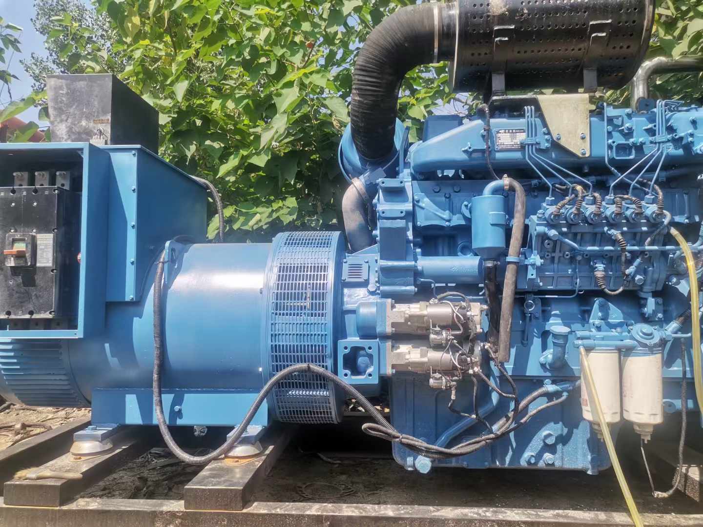 定安详细说明降低 800kW 柴油发电机输出电流波动的方法